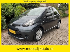 Toyota Aygo - 1.0 VVT-i Now Airco/ Orig NL auto/ 5 Drs/ met NAP/ Nw-APK/ Verkoop alleen op afspraak 06-5