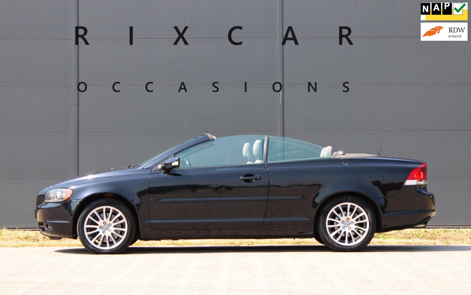 Volvo C70 Convertible - 2.5 T5 Momentum 220PK Youngtimer - AutoWereld.nl