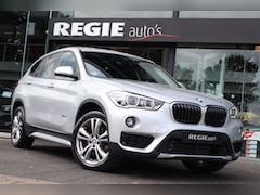 BMW X1 - xDrive20i Sport Schuifdak HuD Navi Led Camera