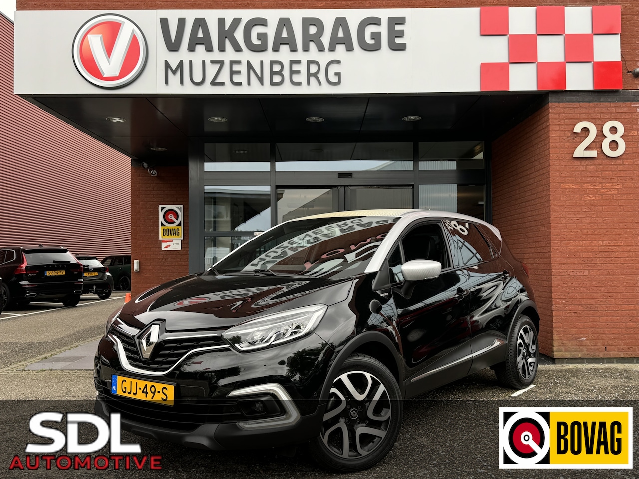 Renault Captur - 1.2 TCe Bose // NAVI // CLIMA // CRUISE // CAMERA // BOSE PREMIUM AUDIO - AutoWereld.nl