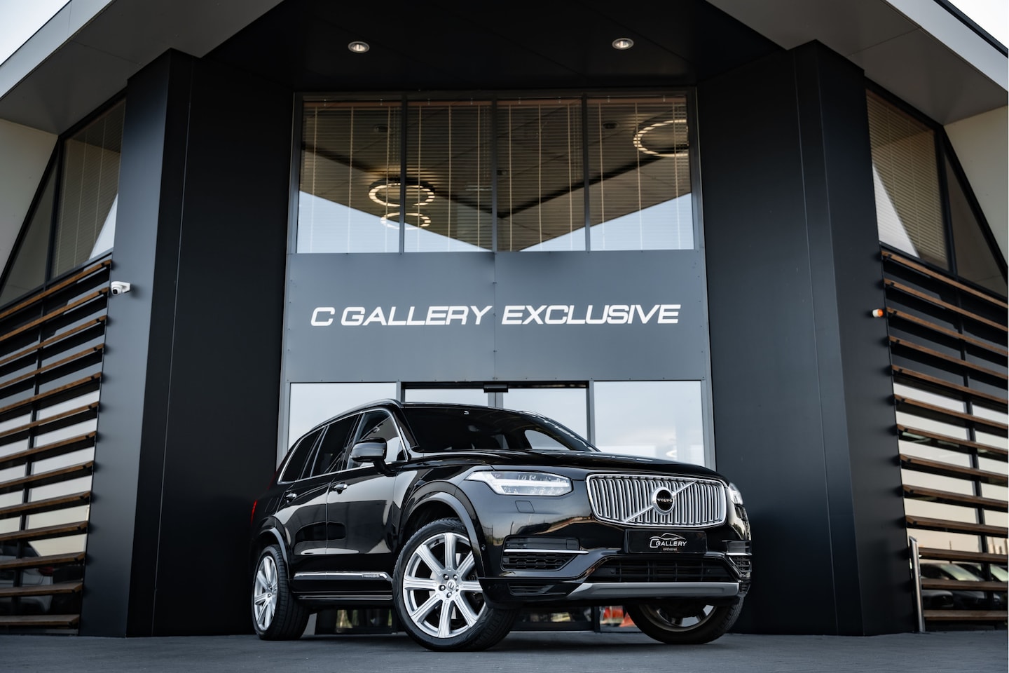 Volvo XC90 - 2.0 T8 Twin Engine AWD Inscription 7P - Panorama | Stoelventilatie | Memory l Trekhaak - AutoWereld.nl