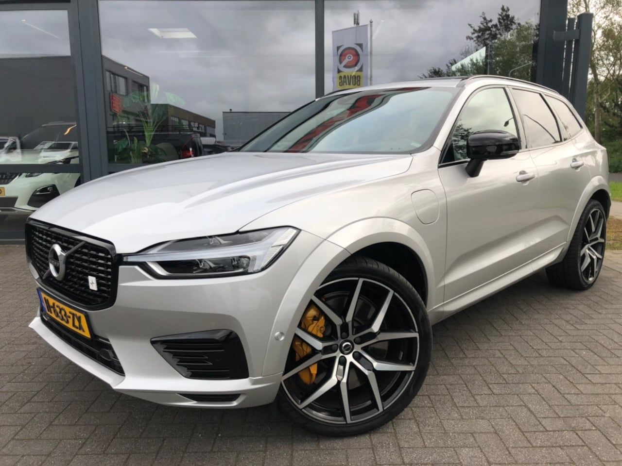 Volvo XC60 - 2.0 T8 Twin Engine AWD Polestar Engineered 2.0 T8 Twin Engine AWD Polestar Engineered - AutoWereld.nl