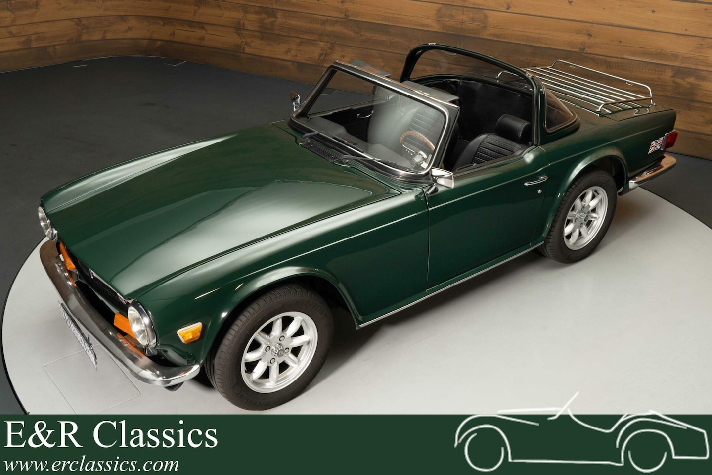 Triumph TR6 - Gerestaureerd | Surrey Top | 1973 - AutoWereld.nl