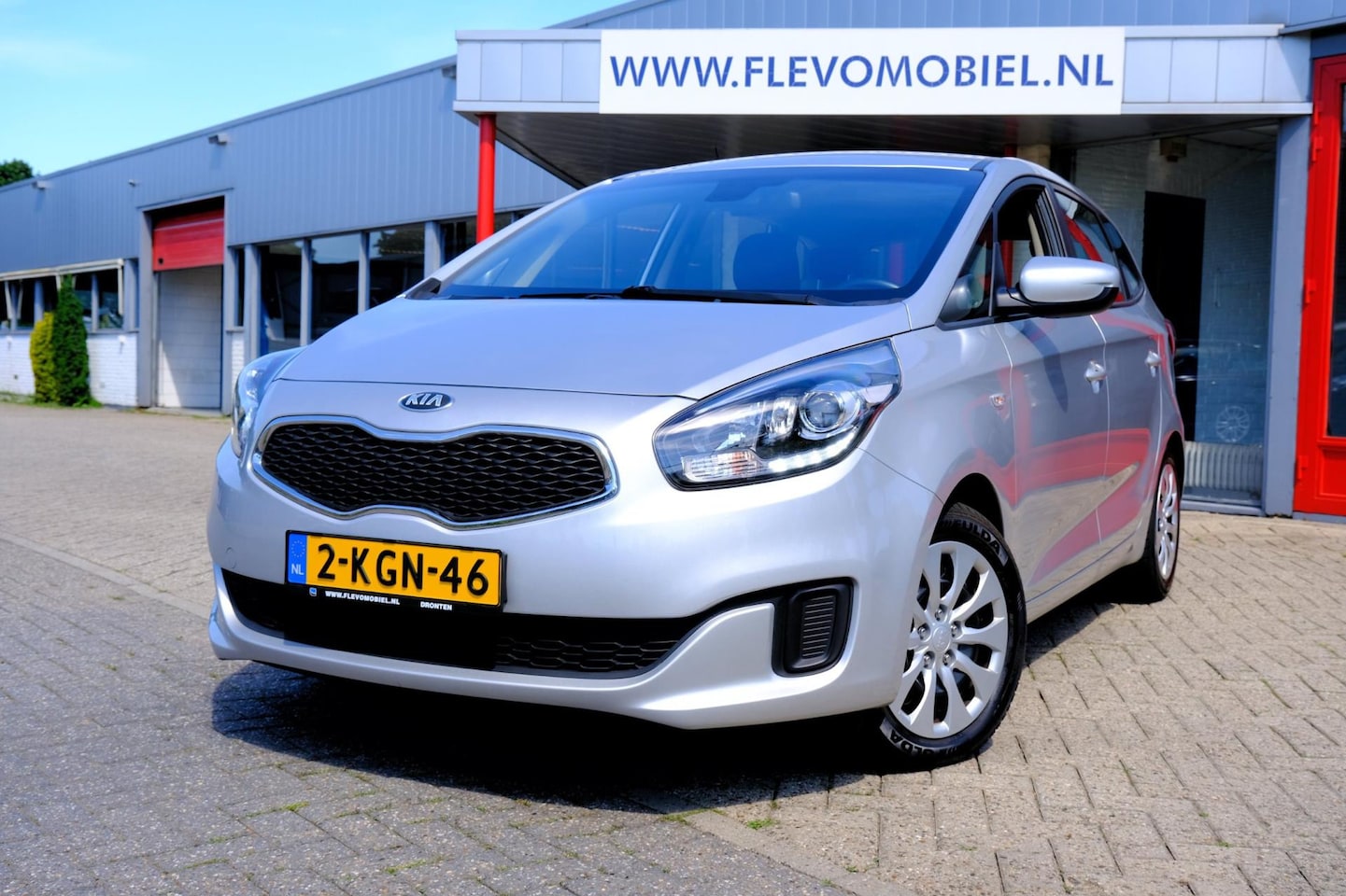 Kia Carens - 1.6 GDi 135pk First Edition 7-Pers Navi|Cam|Trekhaak - AutoWereld.nl