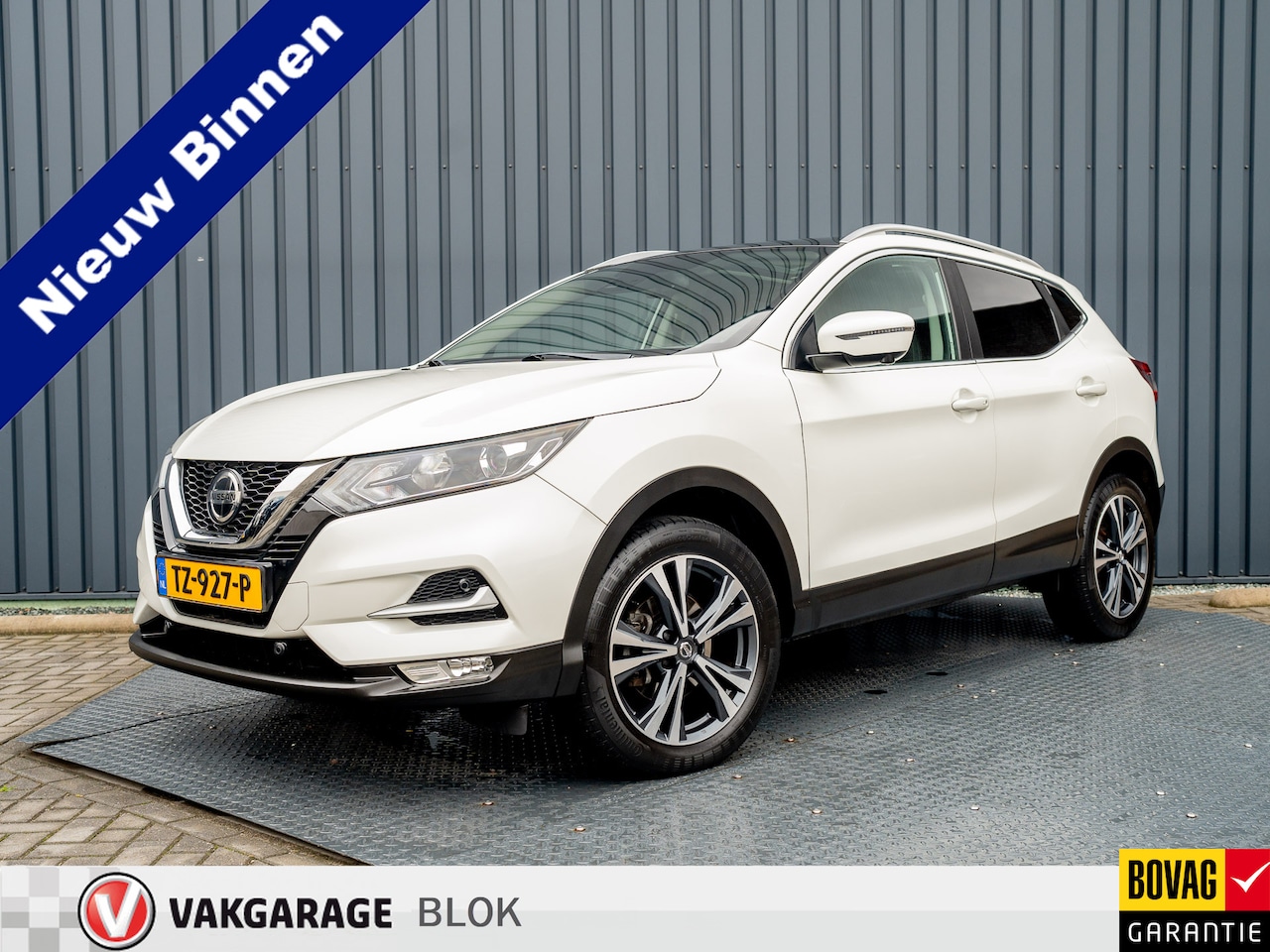 Nissan Qashqai - 1.2 N-Connecta | Panodak | 360 Camera | Prijs Rijklaar!! - AutoWereld.nl