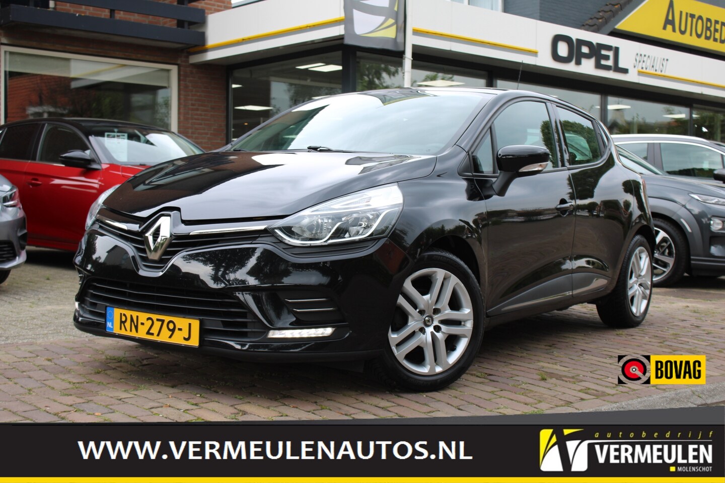 Renault Clio - 0.9 TCe 90PK ECO2 Limited + Airco/ Navi/ Cruise/ NL auto - AutoWereld.nl