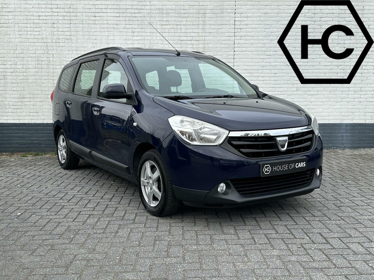 Dacia Lodgy - 1.2 TCe Prestige Airco Navi Trekhaak NAP - AutoWereld.nl