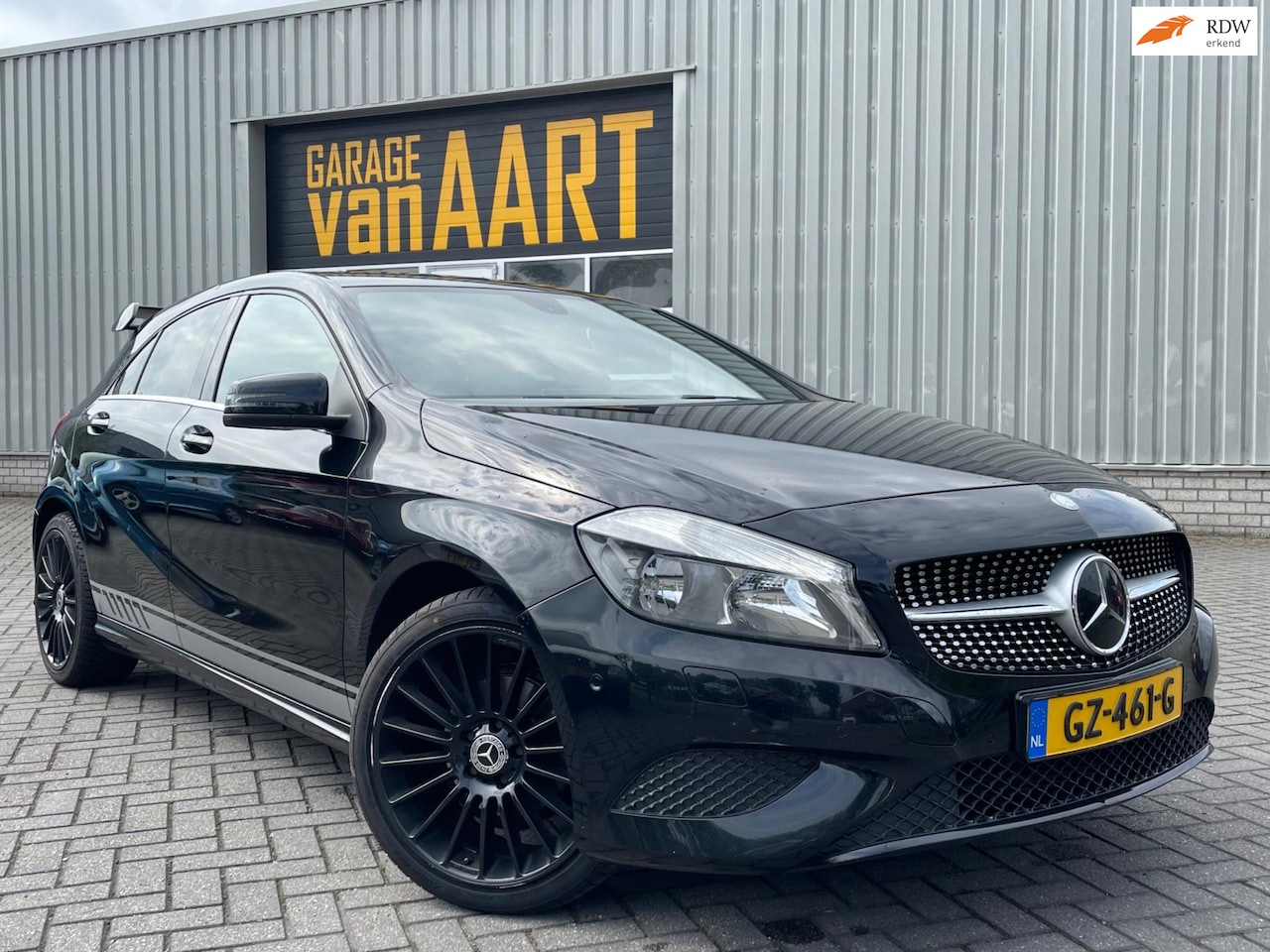 Mercedes-Benz A-klasse - 180 CDI Ambition | AMG PAKKET | STOELVERWARMING | PARKEERSENSOREN | - AutoWereld.nl