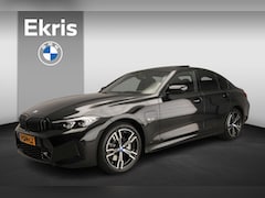 BMW 3-serie - Sedan 320e | M-Sportpakket | LED | Leder | Navigatie | Schuifdak | Trekhaak | Sportstoelen