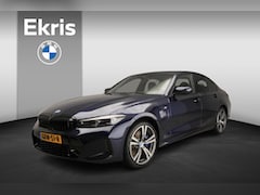 BMW 3-serie - Sedan 320e | M-Sportpakket | LED | Navigatie | Schuifdak | Trekhaak | Sportstoelen | DAB |