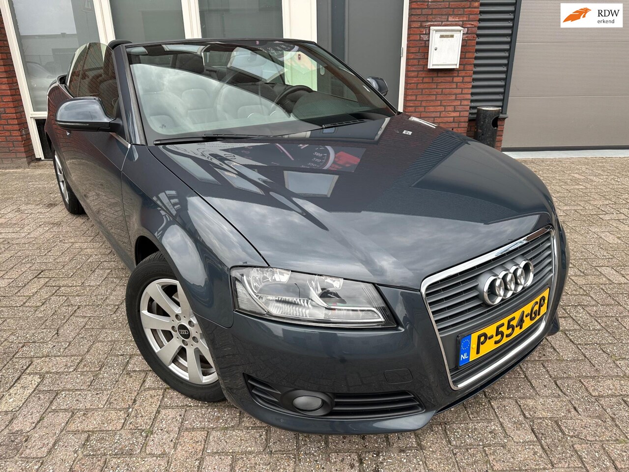 Audi A3 Cabriolet - 1.8 TFSI Attraction / Navi / PDC / Cruise / AUX - AutoWereld.nl