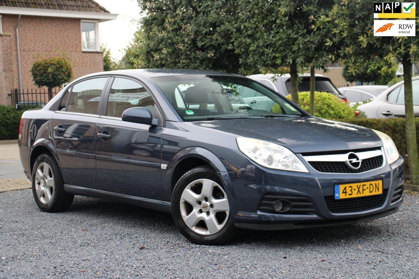 Opel Vectra - 1.8-16V Business 140 PK Clima Cruise Trekhaak - AutoWereld.nl