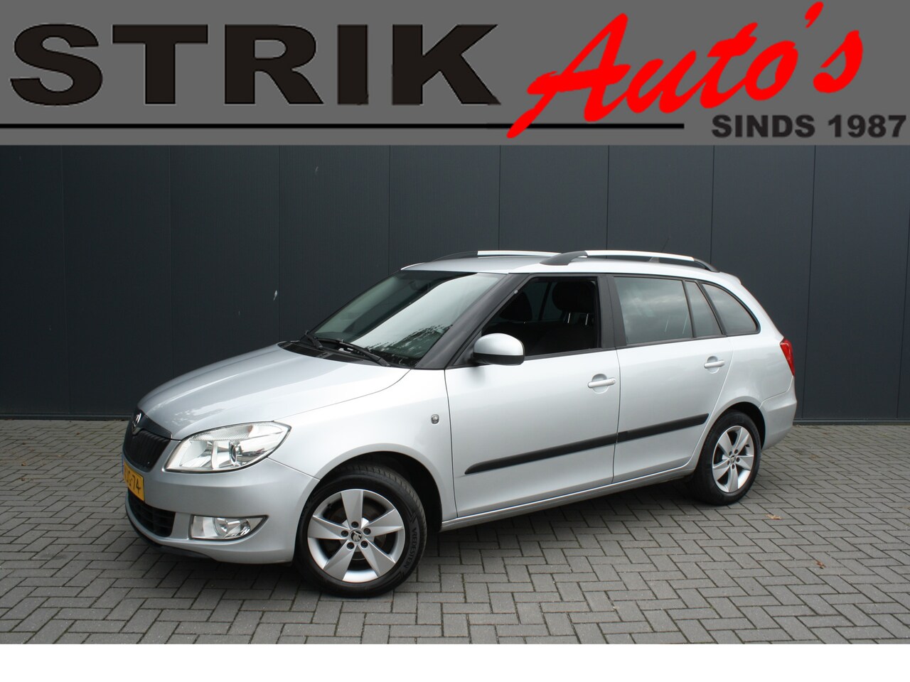 Skoda Fabia Combi - 1.2 TSI Drive - NAVIGATIE - TREKHAAK - PARKEERSENSOREN - CLIMATE CONTROL - AutoWereld.nl