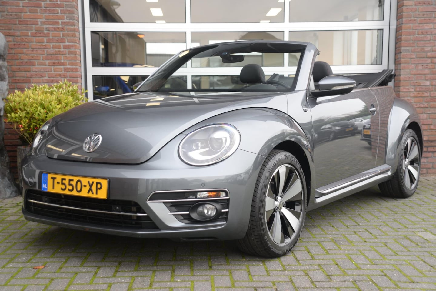 Volkswagen Beetle Cabriolet - 1.2 TSI Last Series | Sound Edition | 18 Inch | - AutoWereld.nl