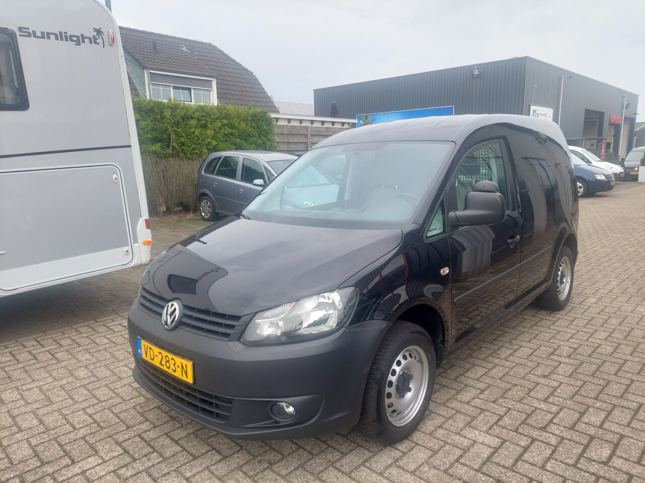 Volkswagen Caddy - 1.6 TDI Economy Baseline 1.6 TDI Economy Baseline - AutoWereld.nl