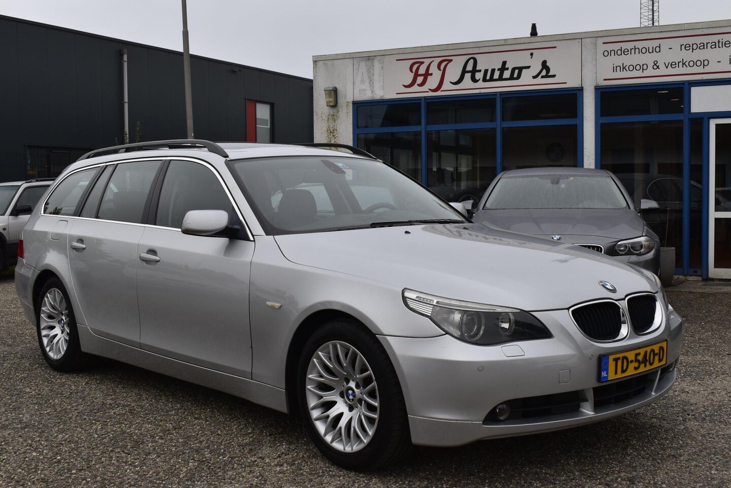 BMW 5-serie Touring - 525i High Executive youngtimer - AutoWereld.nl