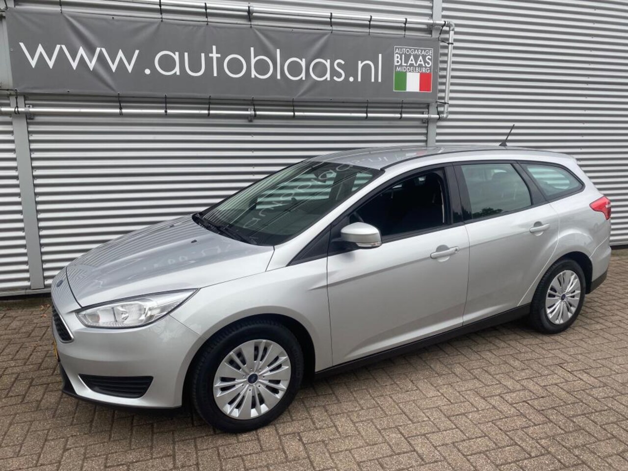 Ford Focus Wagon - 1.0 Trend 1.0 Trend - AutoWereld.nl