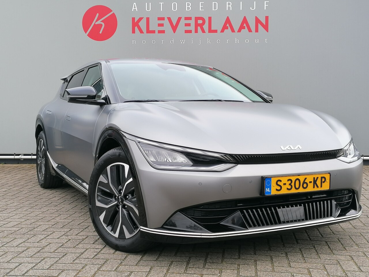 Kia EV6 - Plus AWD 77.4 kWh | AWD | EXCL. BTW | NAVI | CAMERA | LUXE | APPLE CARPLAY/ ANDROID AUTO | - AutoWereld.nl