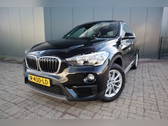 BMW X1 - sDrive18i Centennial High Executive Automaat Panoramadak Leder Camera Keyless entry