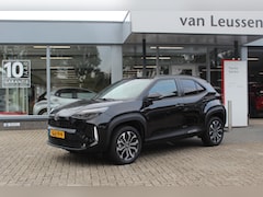 Toyota Yaris Cross - 1.5 HYBRID 130 DYNAMIC DODEHOEK PARK.SENSOREN V+A STUUR & RUITENWISSER & STOEL VERW KEYLES