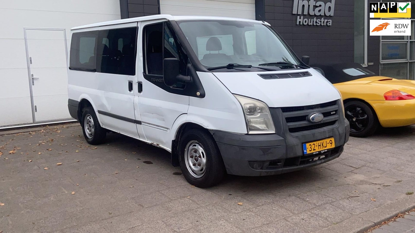 Ford Transit Kombi - 280S 2.2 TDCI SHD APK NAP 9 plaatsen - AutoWereld.nl