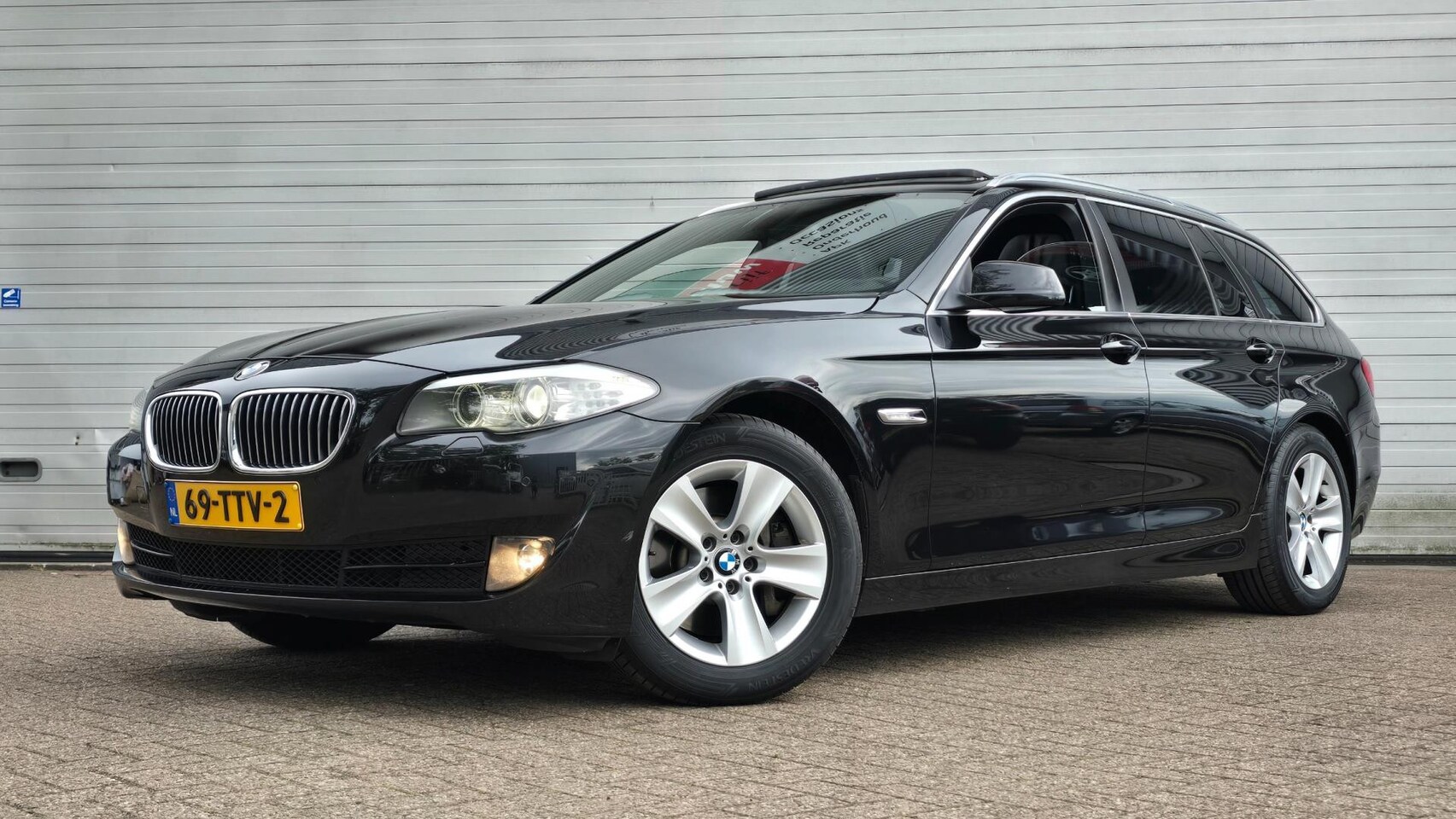 BMW 5-serie Touring - 530d High Executive F11 3.0D 6Cil - Volledig Dealeronderhouden - Nieuwstaat! - AutoWereld.nl