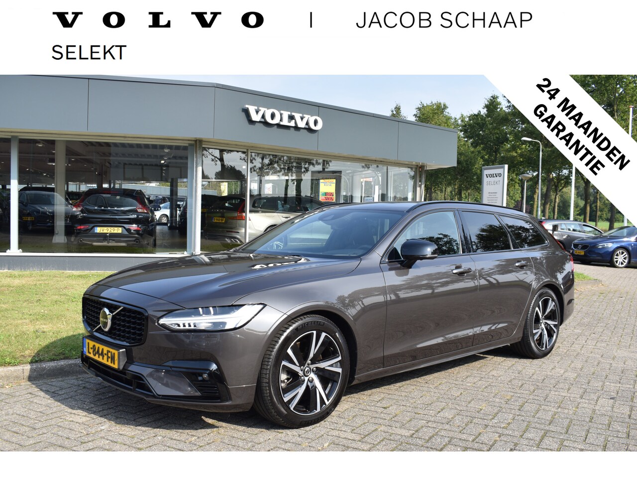 Volvo V90 - B4 211PK Automaat Ultimate Dark | Panoramadak | Leder | ACC | Blis | Trekhaak | 360 camera - AutoWereld.nl