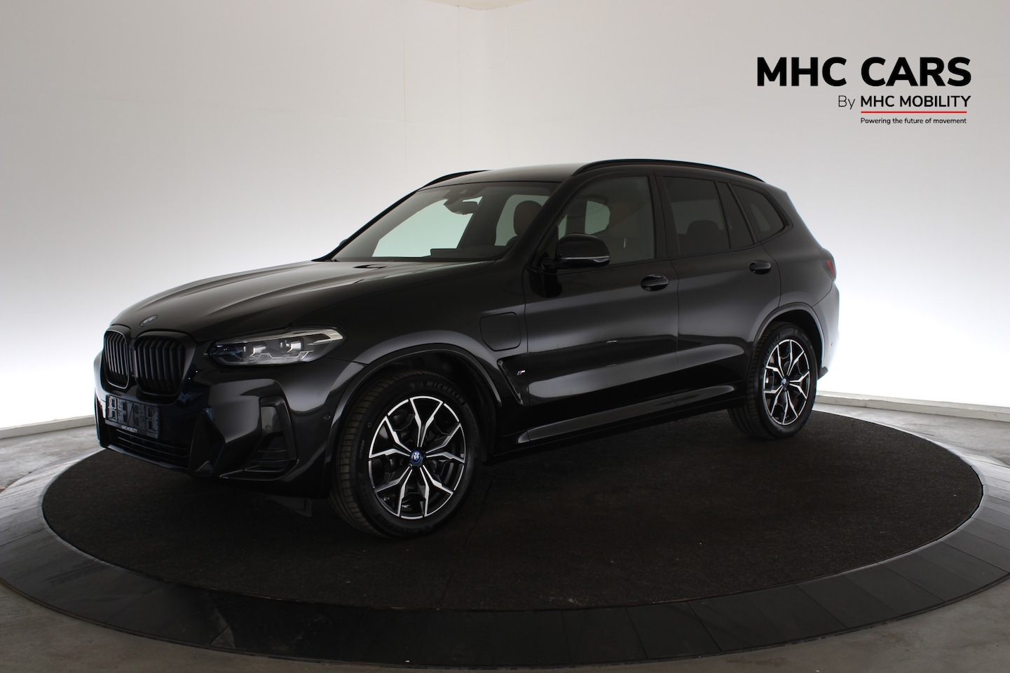 BMW X3 - xDrive30e | M-pakket | HIFI | Zwart optiek | - AutoWereld.nl