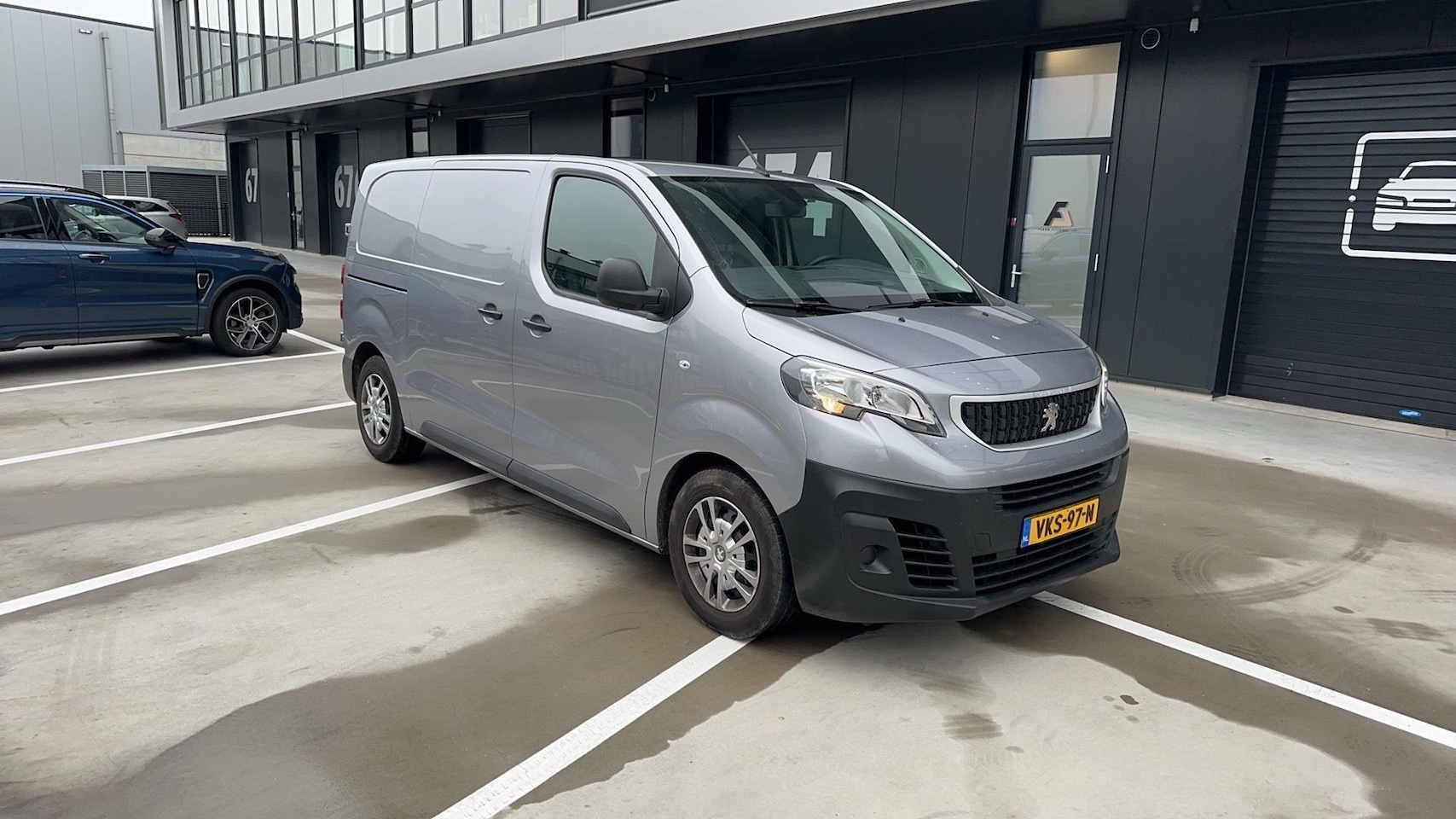 Peugeot Expert - 1.5 BlueHDI 100 Premium - AutoWereld.nl