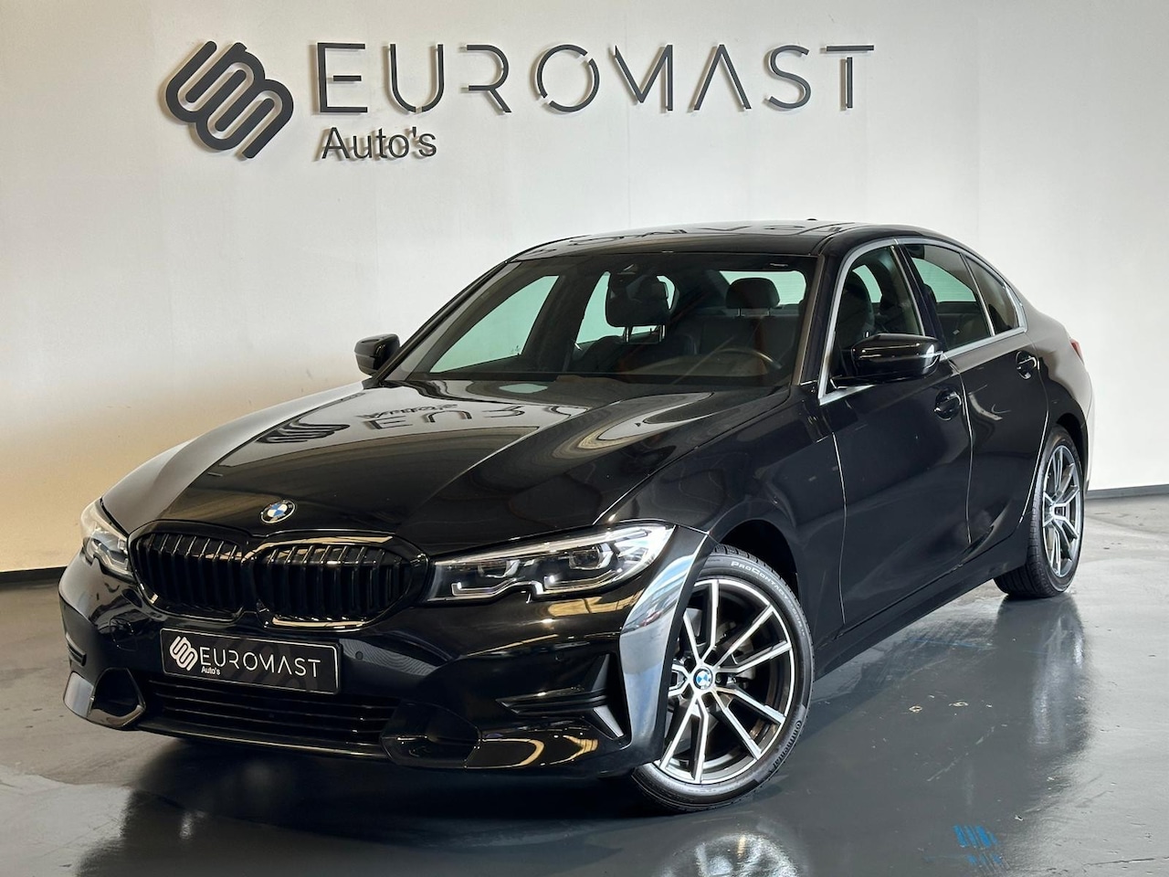 BMW 3-serie - 330i Automaat Navi Camera EXPORT!! - AutoWereld.nl