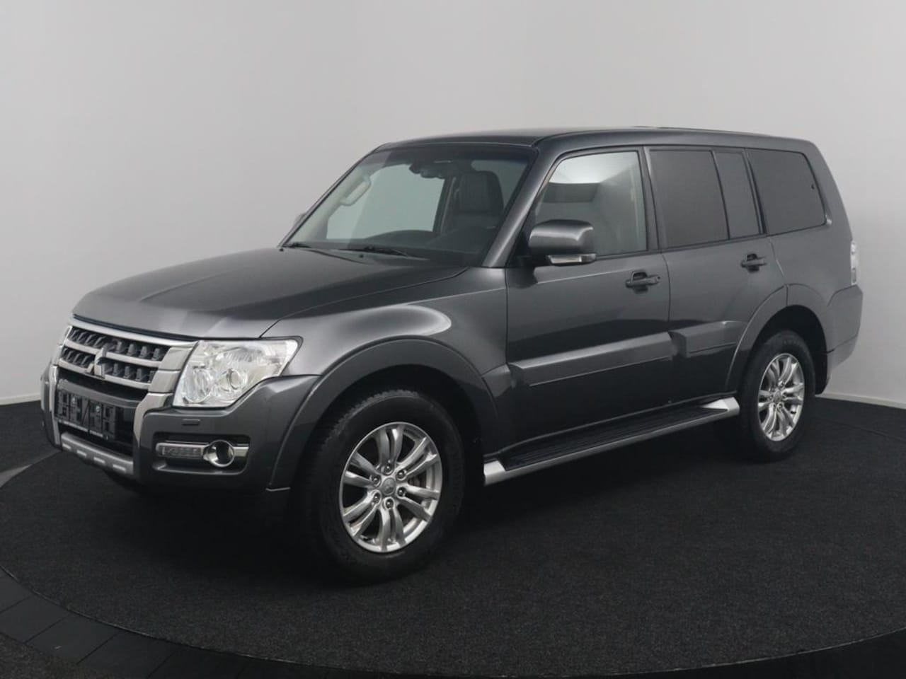 Mitsubishi Pajero - 3.2 DI-D Instyle LET OP!  EX BTW €25950 - AutoWereld.nl