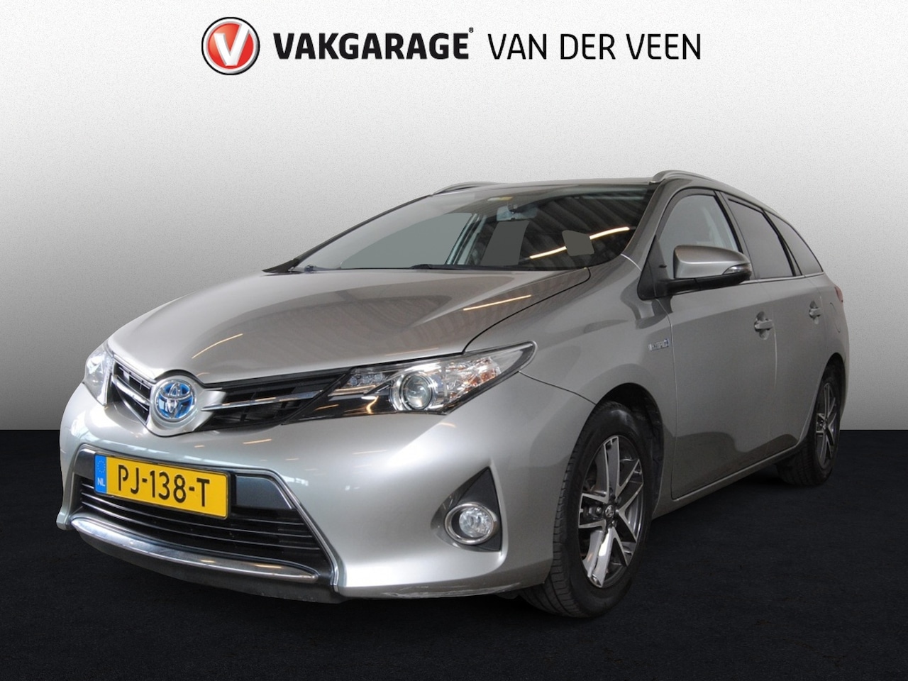 Toyota Auris Touring Sports - 1.8 Hybr. Now - AutoWereld.nl