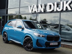 BMW X1 - 30e xDrive M Sport Pano.Dak Elek.Trekhaak Memory stoel Inovation Pack Had-up Park.Plus Liv