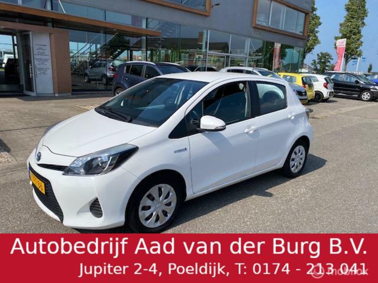 Toyota Yaris - 1.5 Full Hybrid Aspiration Automaat , 5 deurs , Camera achter , Climaat controle , Zuinige - AutoWereld.nl