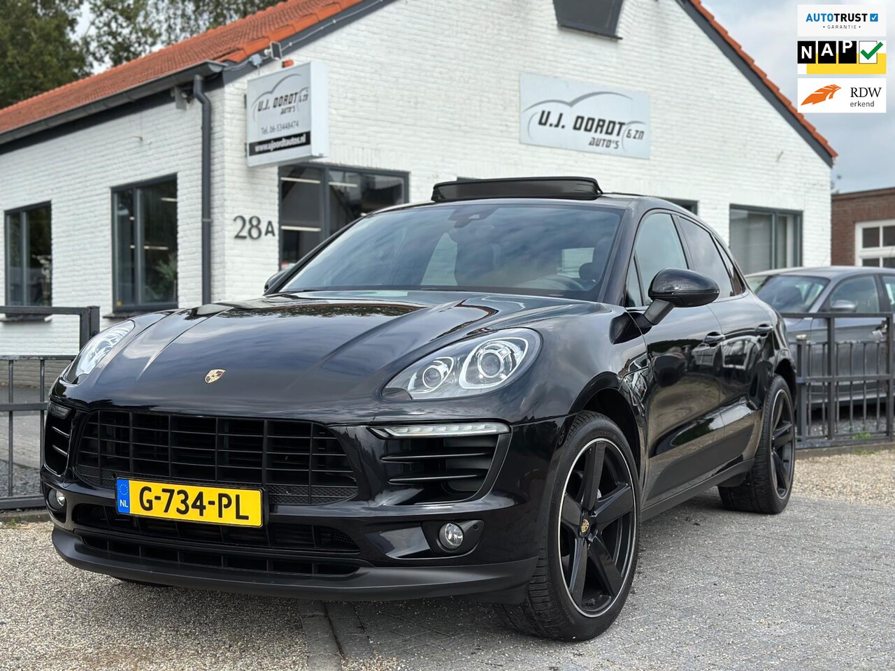 Porsche Macan - 2.0 Panorama dak|luchtvering|zeer netjes! - AutoWereld.nl