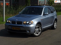 BMW X3 - 3.0i High Executive AUT. PANORAMADAK/LEER/NAVI/XENON