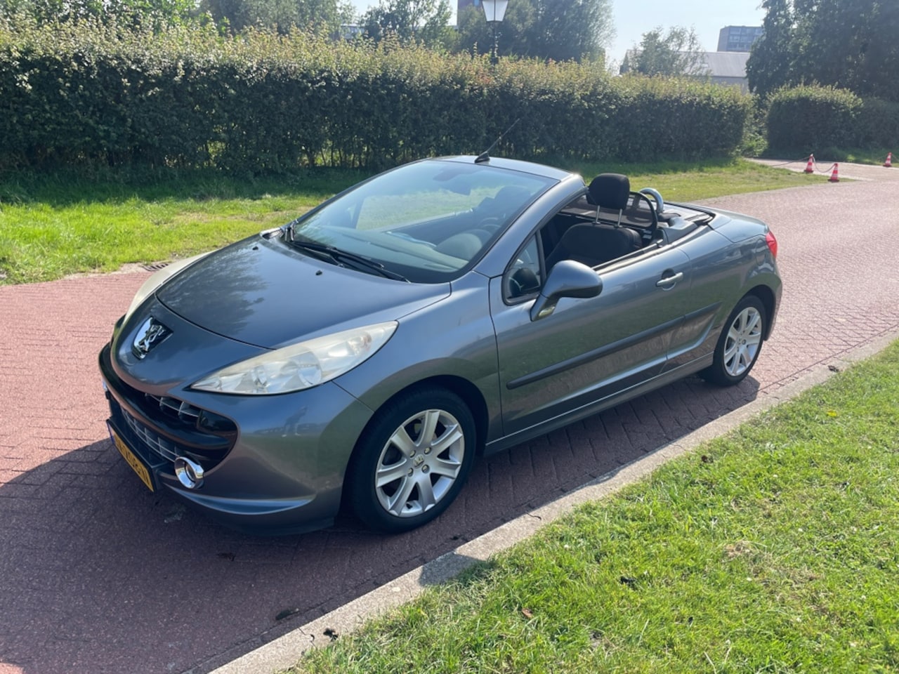 Peugeot 207 CC - 1.6 VTi 1.6 VTi - AutoWereld.nl