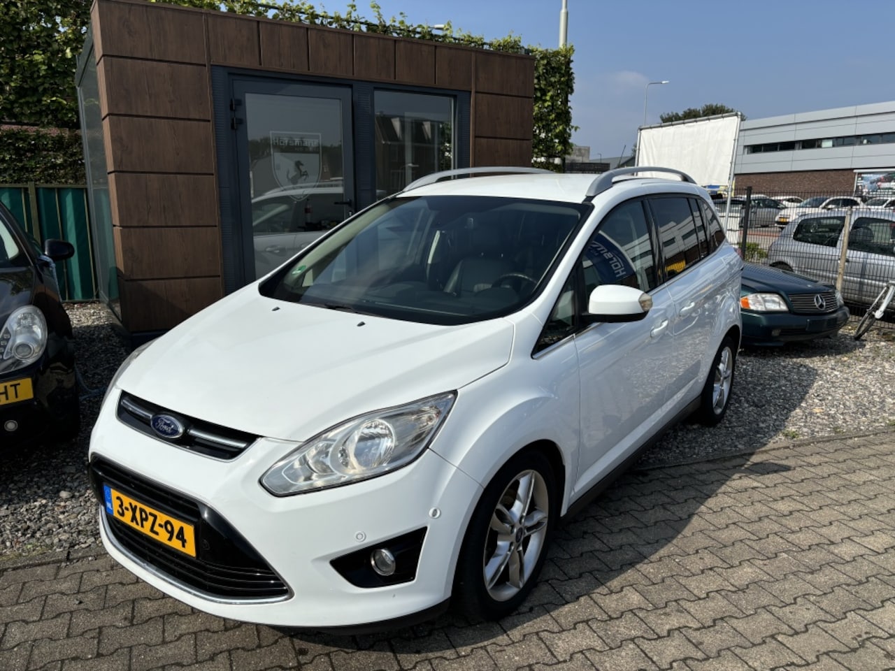 Ford Grand C-Max - 1.0 Titanium*BJ2014*nwe MOTOR, NWE KOPPELING !!!!! - AutoWereld.nl