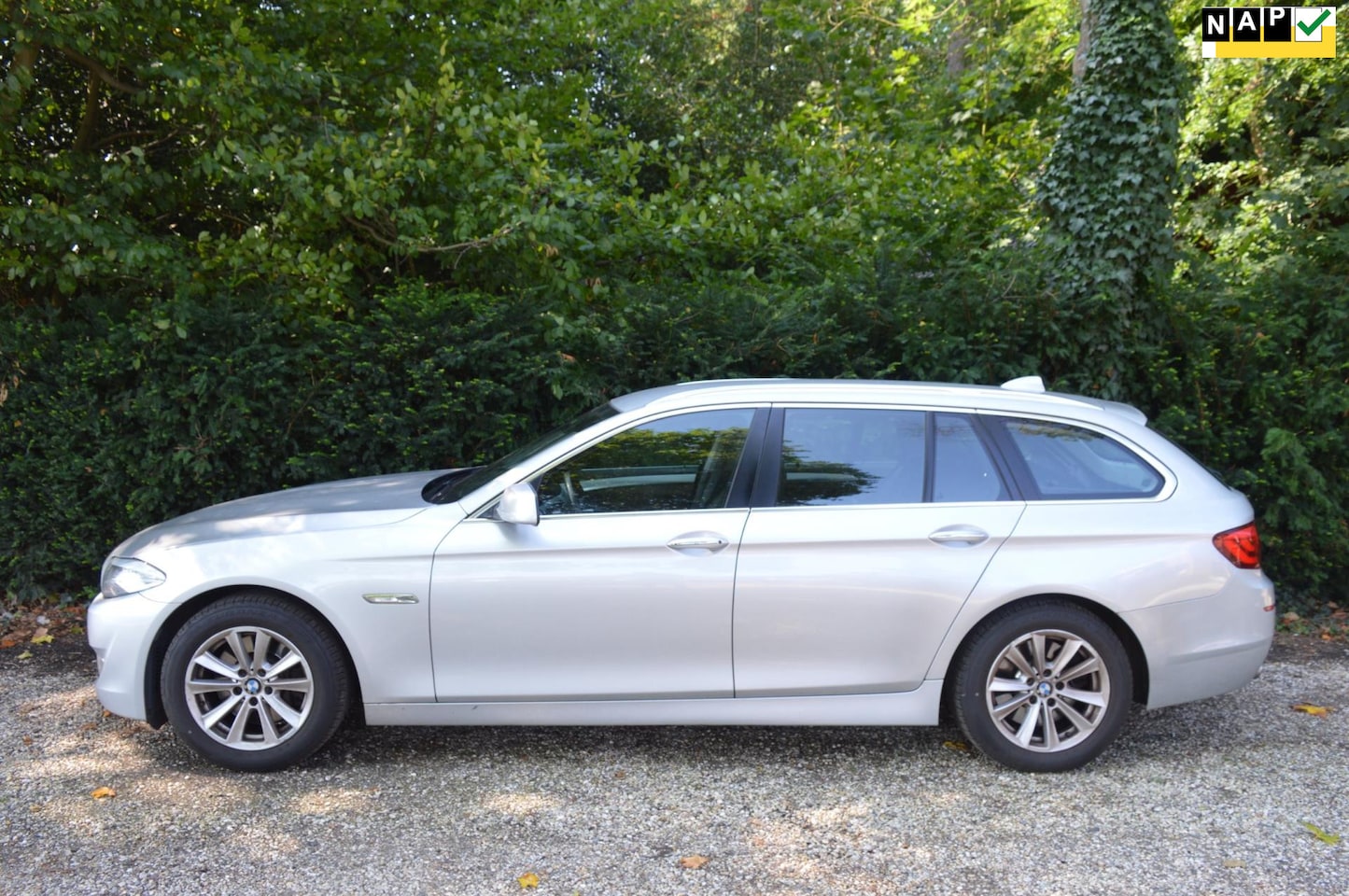 BMW 5-serie Touring - 530d Exe EXPORTPRIJS EXCL BPM - AutoWereld.nl