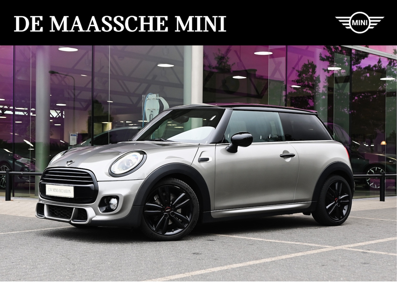 MINI Cooper - Hatchback Automaat / JCW pakket / PDC / Cruise control / 17"LM-velgen - AutoWereld.nl