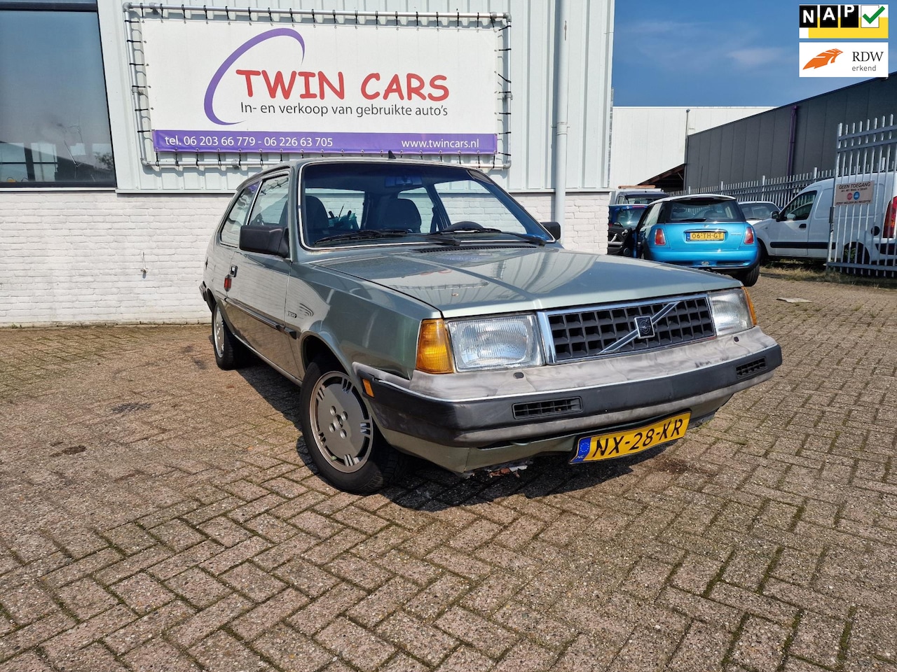 Volvo 340 - 1.4 GL automaat vool met ónderdelen - AutoWereld.nl