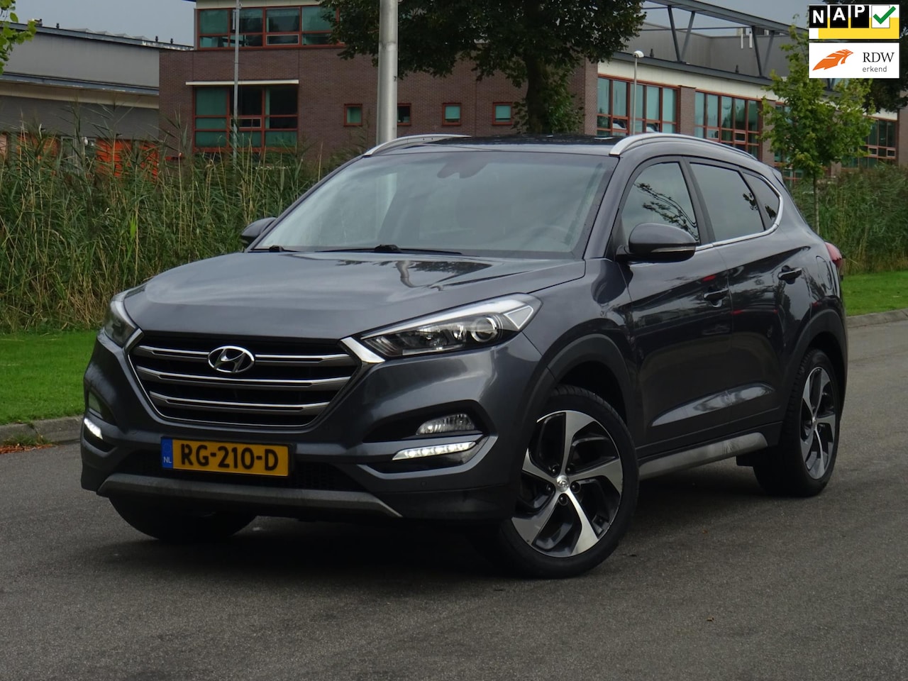 Hyundai Tucson - 1.6 GDi Comfort BJ2017 NAP/CLIMA/NAVI/CAMERA - AutoWereld.nl