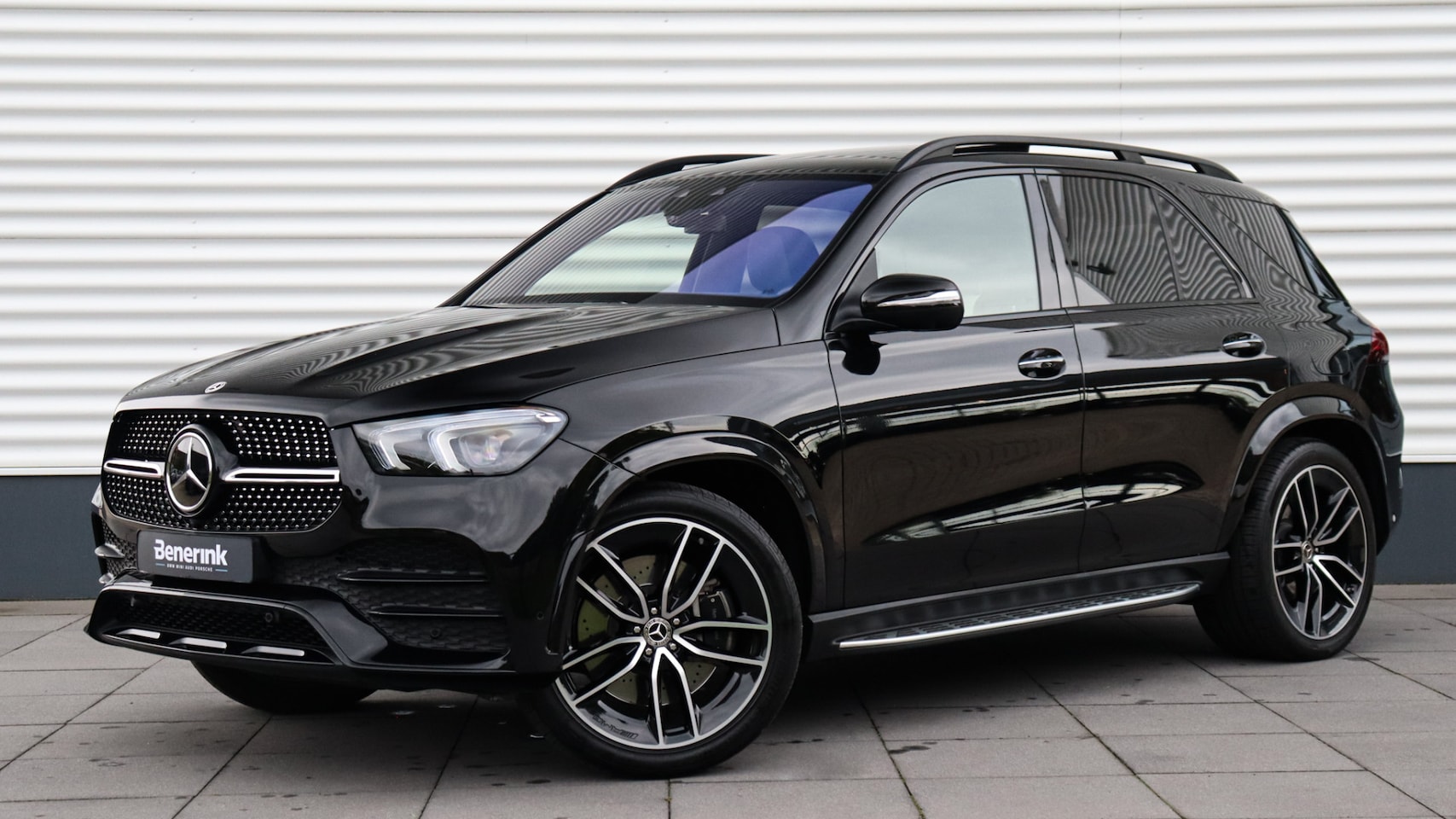 Mercedes-Benz GLE-Klasse - 350 de 4MATIC AMG Line | Burmester | Panoramadak | Night Pakket | Trekhaak | Airmatic | Le - AutoWereld.nl