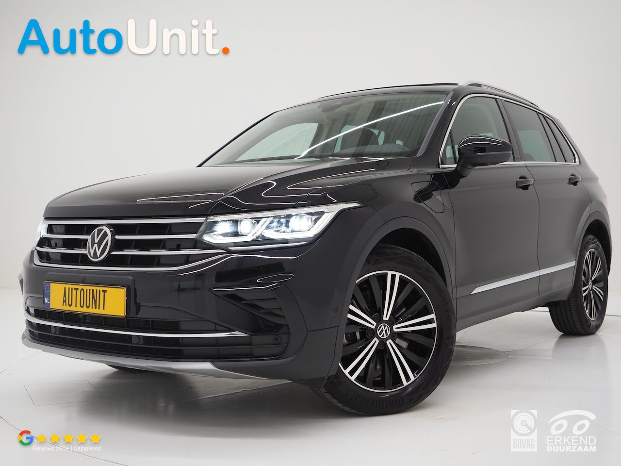 Volkswagen Tiguan - 1.4 TSI eHybrid Elegance | Panoramadak | Virtual | Leder | Adaptive Cruise | 360 | Trekhaa - AutoWereld.nl