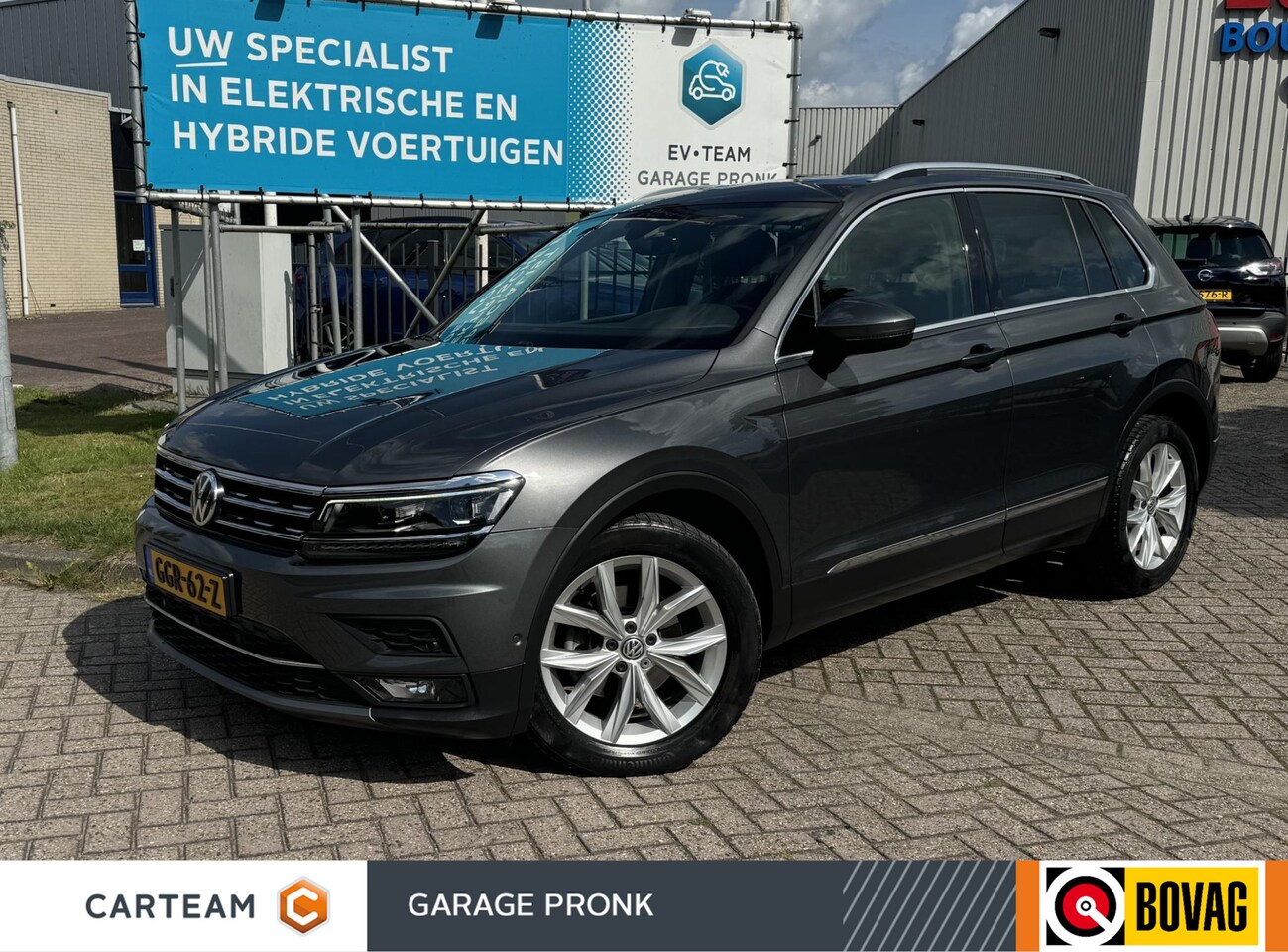 Volkswagen Tiguan - 1.5 TSI ACT Comfortline ACC/360/NAVI/PANO - AutoWereld.nl