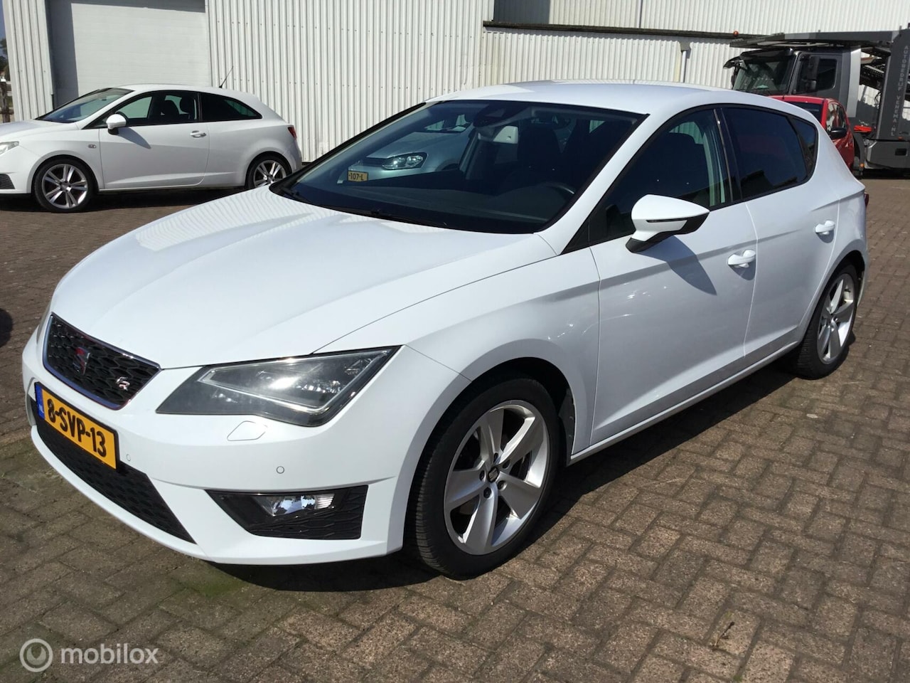 Seat Leon - 2.0 TDI FR 2.0 TDI FR - AutoWereld.nl