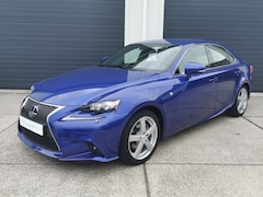 Lexus IS - 300h F Sport 2014