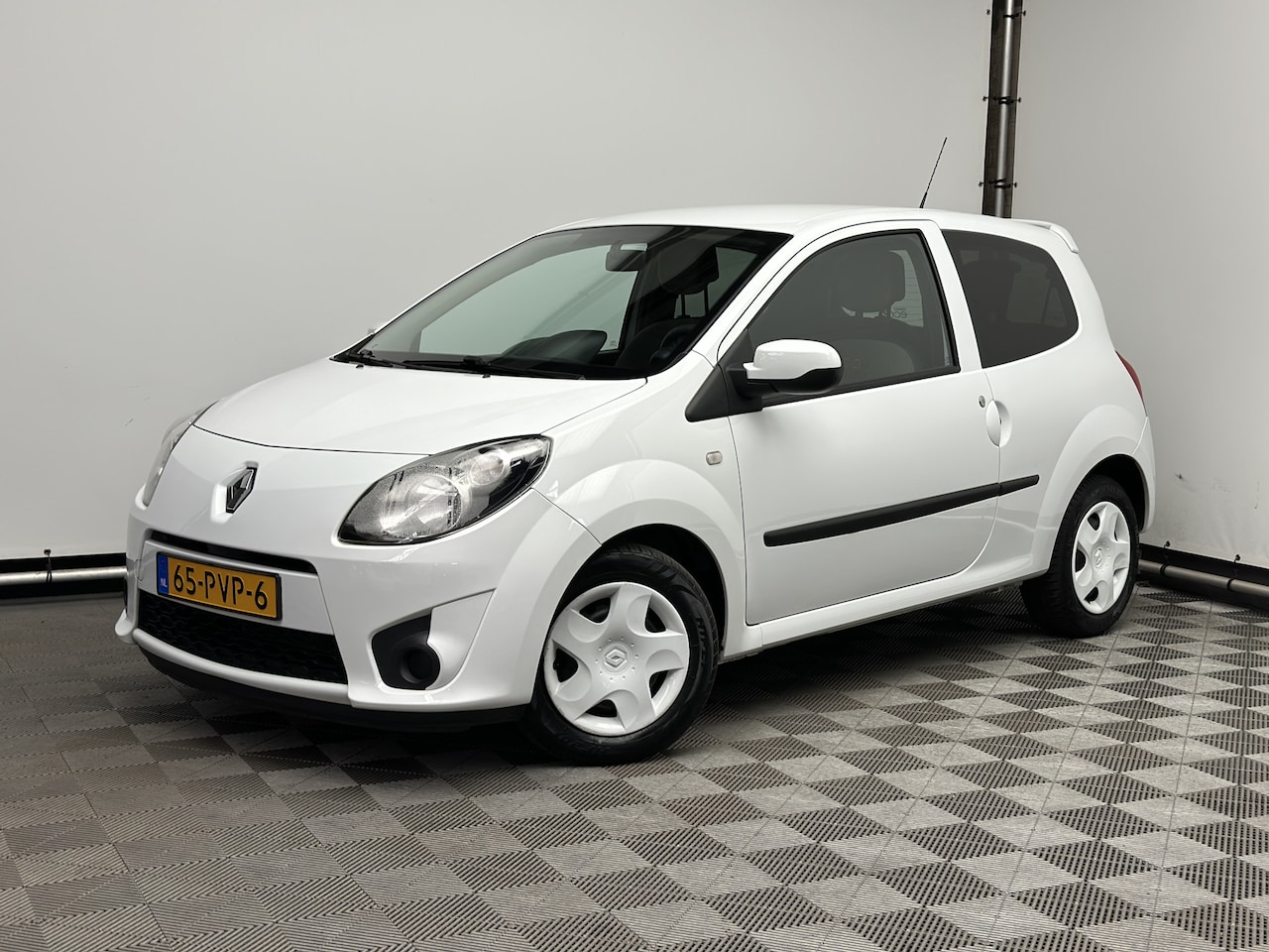 Renault Twingo - 1.2-16V Collection Airco NL Auto - AutoWereld.nl