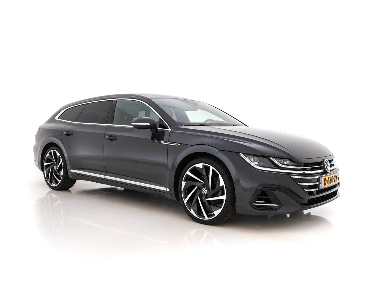 Volkswagen Arteon Shooting Brake - 2.0 TSI R-Line-Sport-Pack Business+ Aut. *VIRTUAL-COCKPIT | ADAPTIVE-CRUISE | MATRIX-LED | - AutoWereld.nl