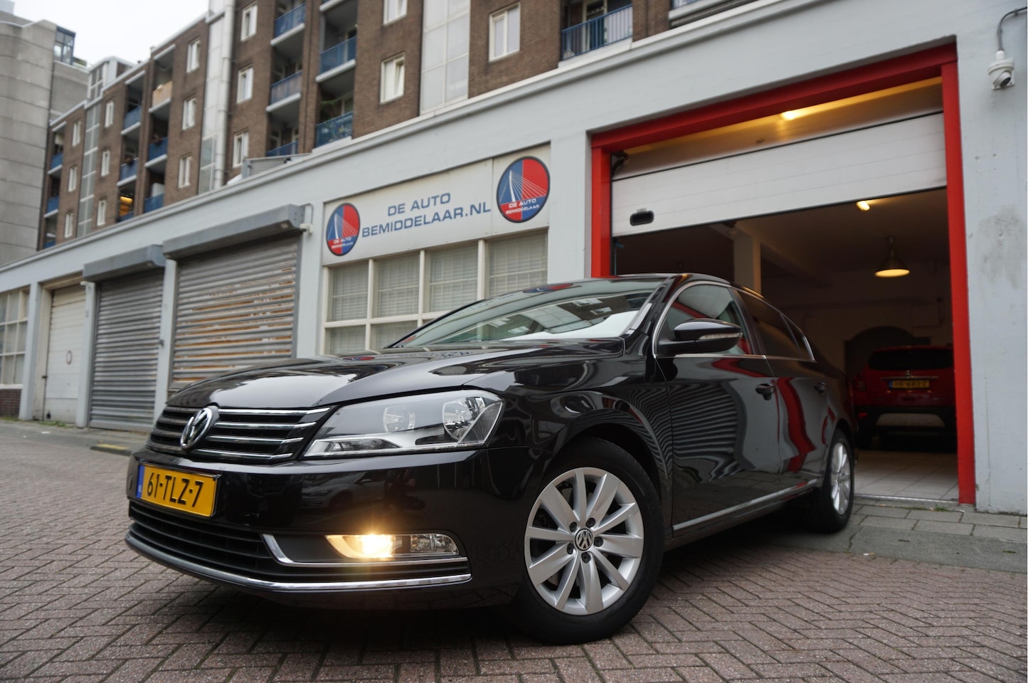 Volkswagen Passat - 1.4 TSI Executive Plus Comfortline BlueMotion Aut Trekhaak Navi Goed onderhouden Cruise Ex - AutoWereld.nl